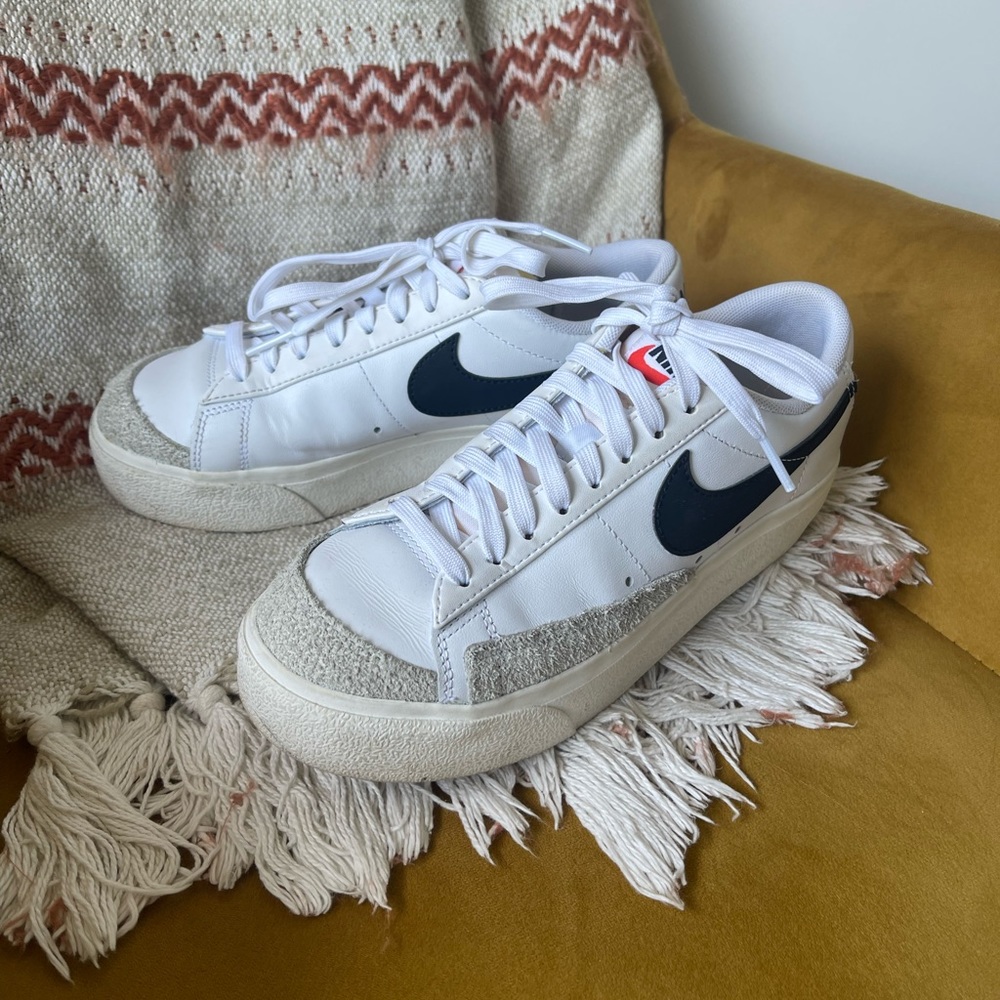 Nike Women's Blazer Low Platform Shoes